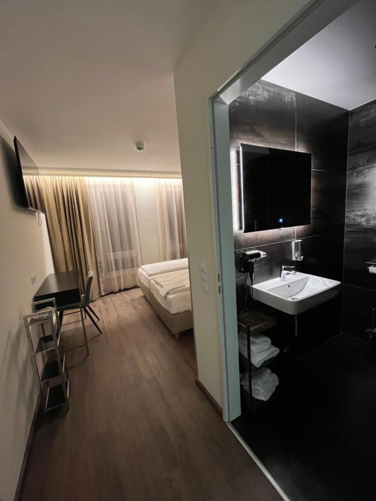 Hotel Adrett Am Dom - Digital Access كولونيا المظهر الخارجي الصورة